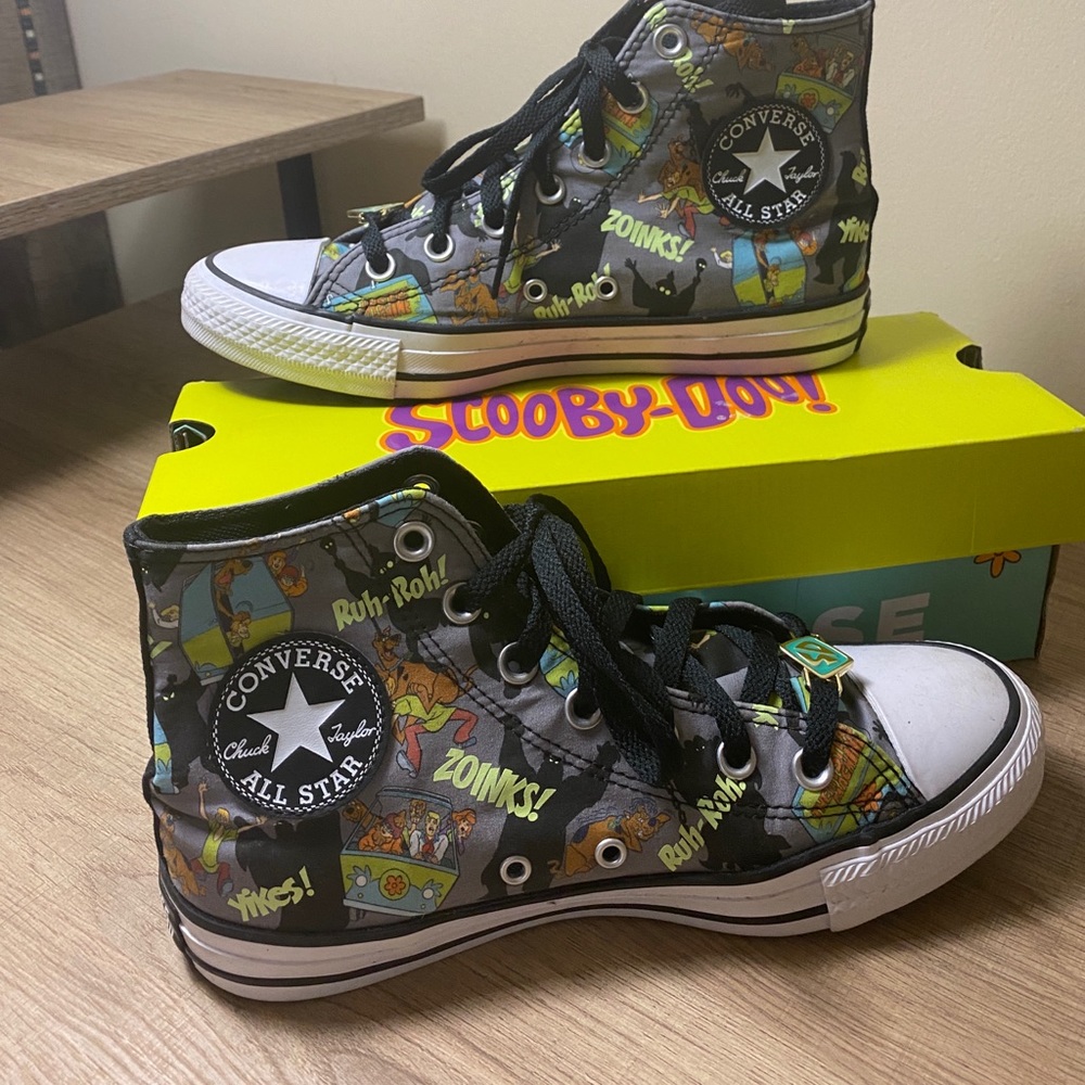HighTop ScoobyDoo Converse